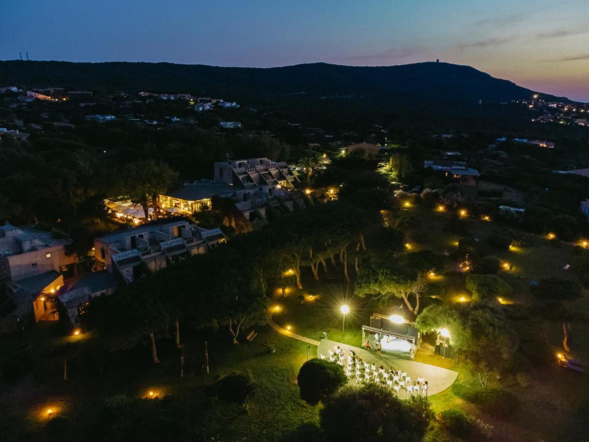 Unahotels Club Hotel Ancora Stintino Buitenkant foto